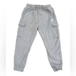 Nike Men’s Fleece Cargo Sweatpants Gray Size Medium Athletic Joggers